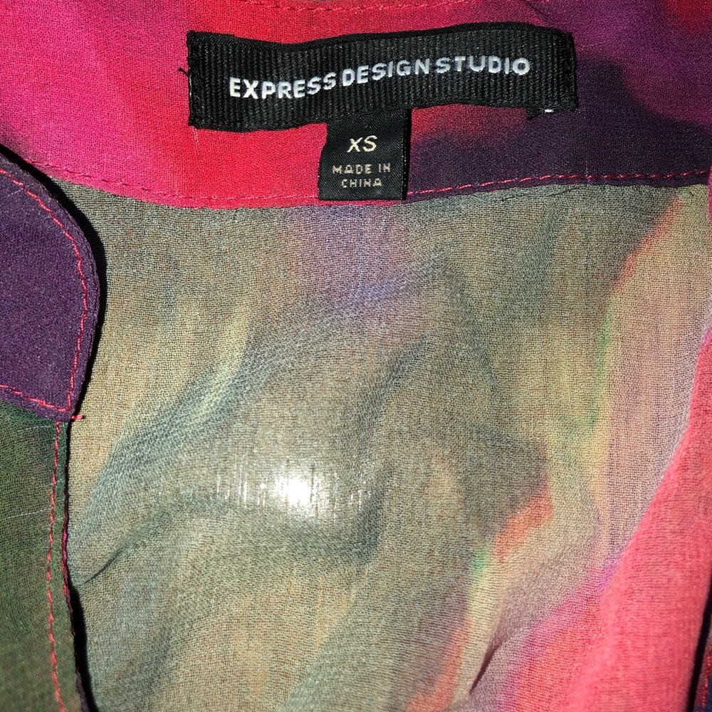 Express Blouse - Picture 2 of 3
